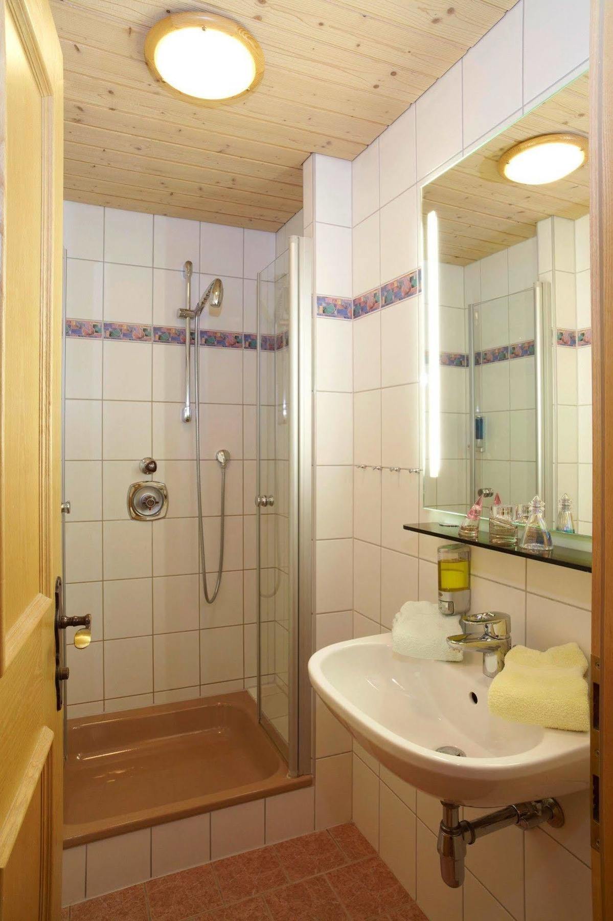 Gaestehaus Am Graben Reuthe Buitenkant foto